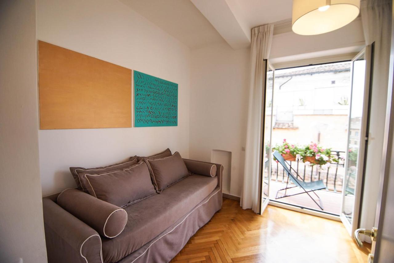Rental In Rome Colosseo View Luxury Exterior photo