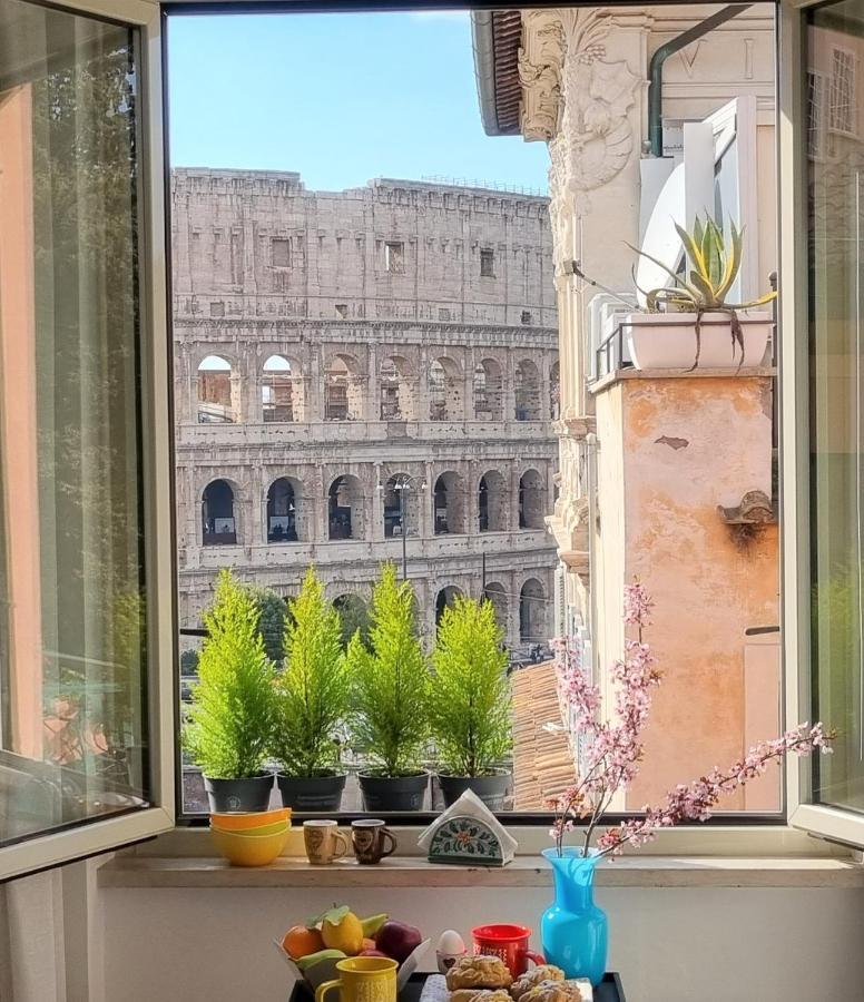 Rental In Rome Colosseo View Luxury Exterior photo