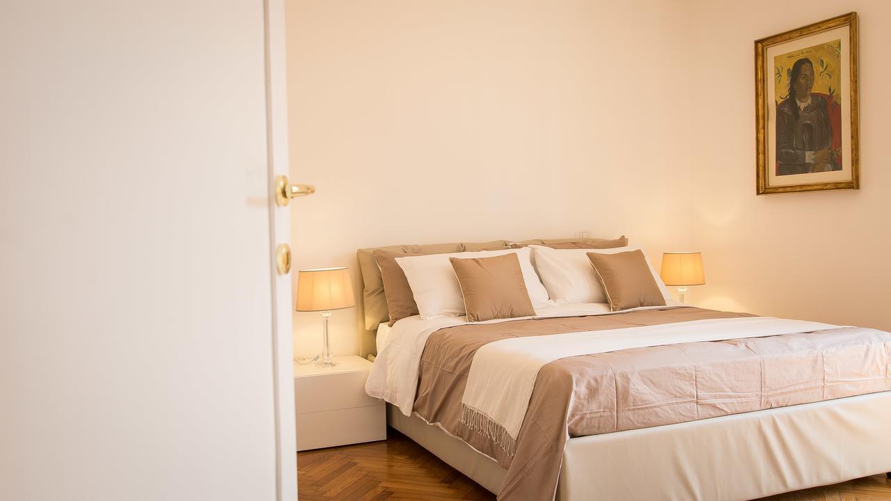 Rental In Rome Colosseo View Luxury Exterior photo