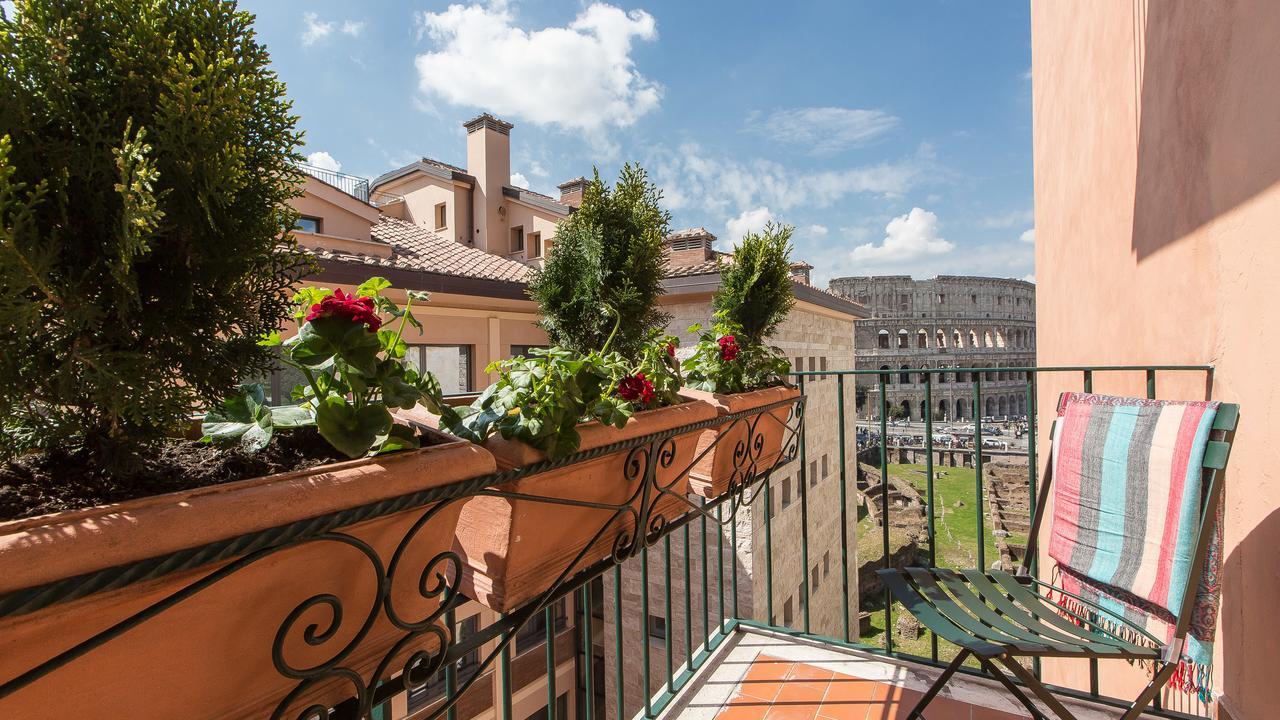 Rental In Rome Colosseo View Luxury Exterior photo