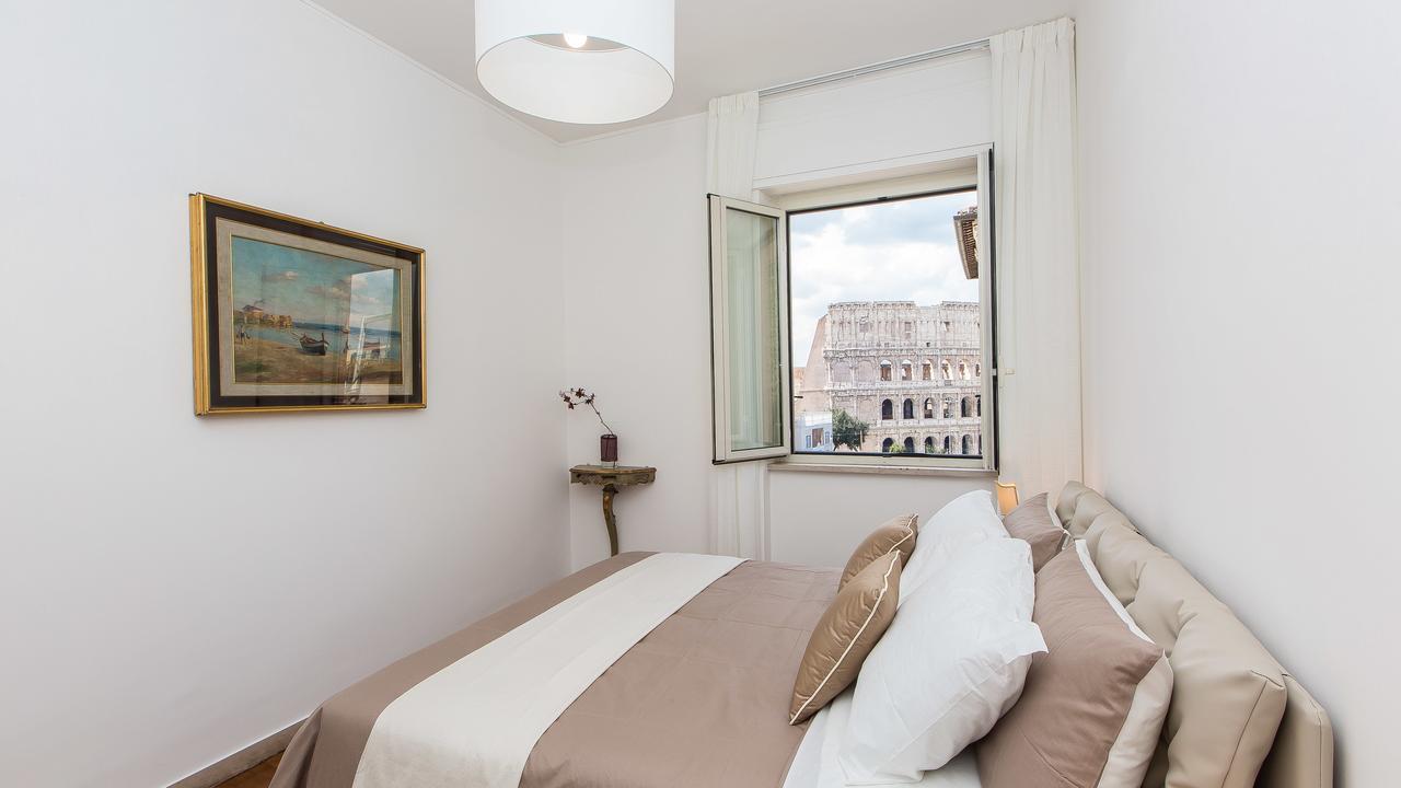 Rental In Rome Colosseo View Luxury Exterior photo