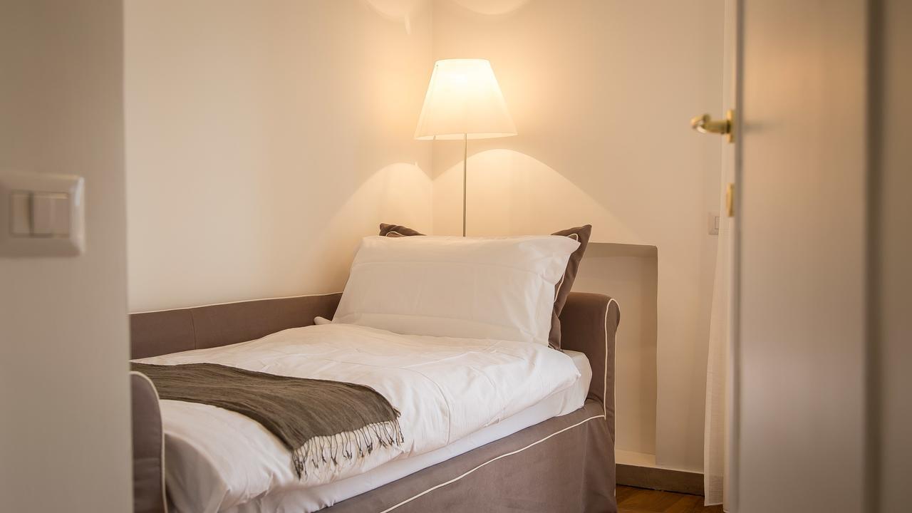 Rental In Rome Colosseo View Luxury Exterior photo